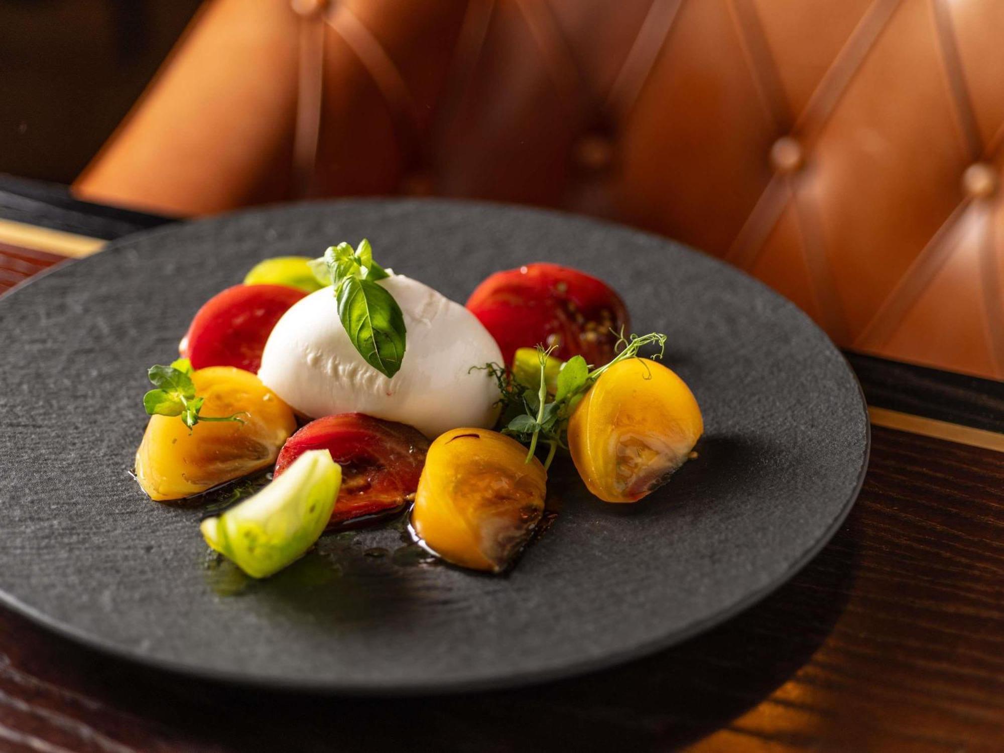 Rotary - Mgallery 5*